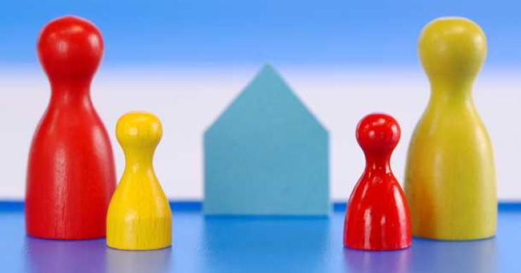 Los mediadores podrán sustituir a jueces y árbitros en diversos conflictos, incluidos los de la vivienda