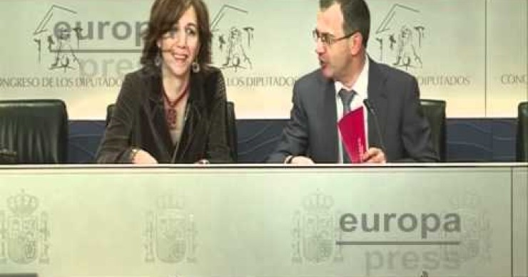 La oposición critica en bloque los presupuestos generales de 2012