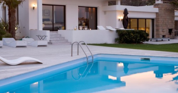 ¿Añade valor a una casa tener una piscina?