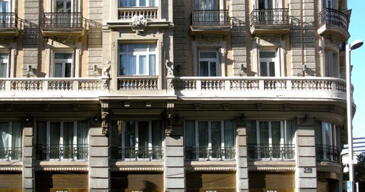 Bbva pone a la venta cuatro paquetes de hipotecas morosas por 1.000 millones