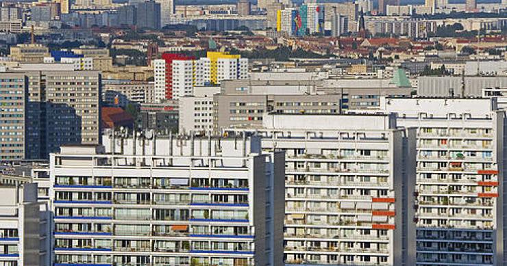  En Alemania se venden hasta las casas más feas por el dinero que llega del extranjero