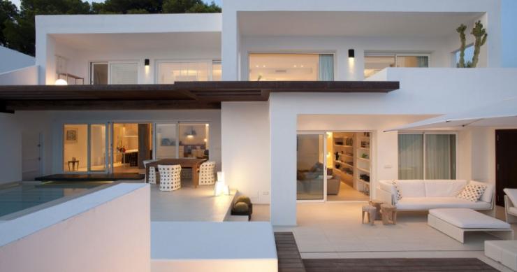 Casas de ensueño: una vivienda en ibiza para despertarse frente al mar