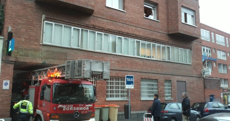 Varias explosiones en la clínica de la milagrosa donde se encuentra ingresado el rey (fotos)