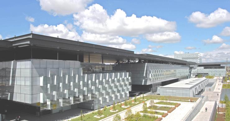 Teléfonica vuelve a poner a la venta su sede central de Madrid valorada en 1.000 millones