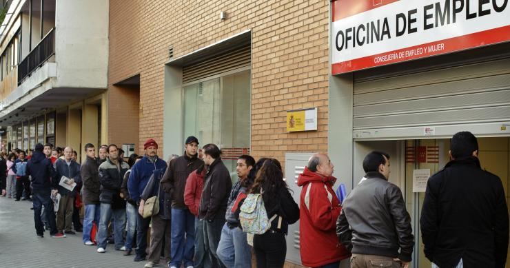 Varios premios nobel advierten de que España debe reducir el paro antes que el déficit