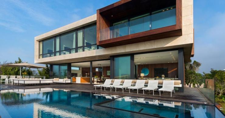 Casas de ensueño: una finca con paredes de cristal y vistas al océano en long island (eeuu)