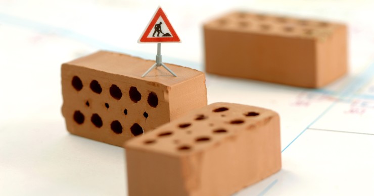 Los expertos creen que el ladrillo se recuperará cuando se reactive la compra de particulares