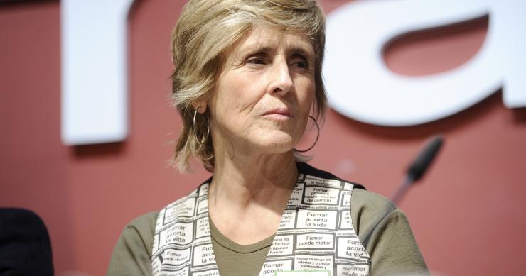 A los famosos también los desahucian: Mercedes milá vacía su casa expropiada pero se niega a entregar las llaves