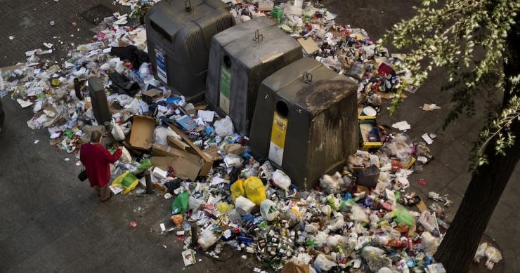 7 fotos publicadas en medios extranjeros que hunden el prestigio de Madrid, la “capital mundial de los residuos”