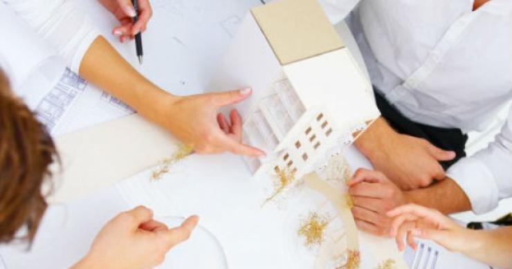 Indignación entre los arquitectos por la nueva ley que permitirá a los ingenieros asumir sus funciones