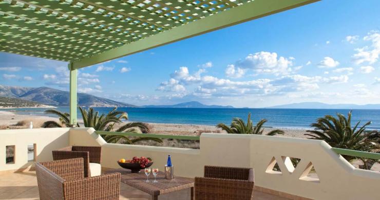 Hoteles con encanto: un rincón en la isla griega de Naxos para perderse en su piscina, sauna o jacuzzi