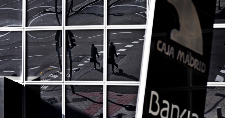 Bankia negocia con fondos para quitarse lastre inmobiliario