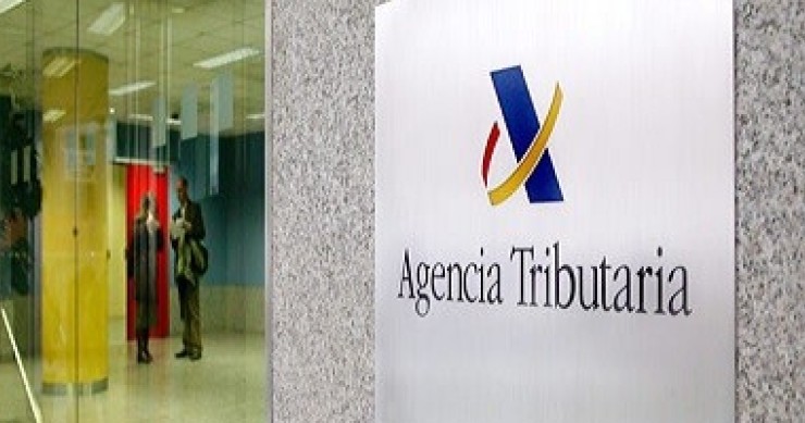 Jugando en el filo: cuando facturar sin estar dado de alta como autónomo no es ilegal