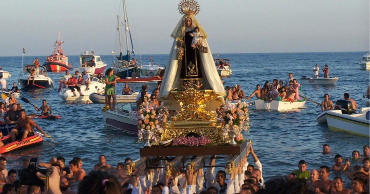 Festividad de la virgen del Carmen: casas para vivir en la El Carmen