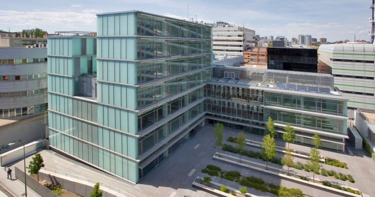 La inmobiliaria hispania compra un edificio de oficinas en Madrid a la caixa por 15 millones