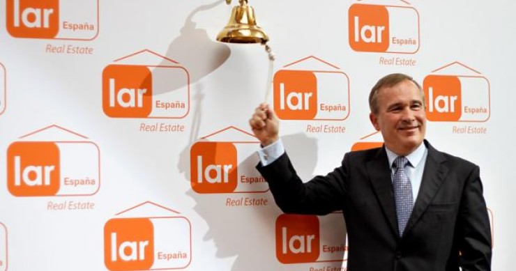 el presidente de lar españa, josé luis del valle, en su salida a bolsa