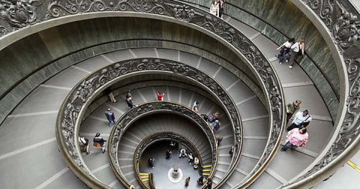 Consejos económicos para ‘sobrevivir’ a tu comunidad de vecinos