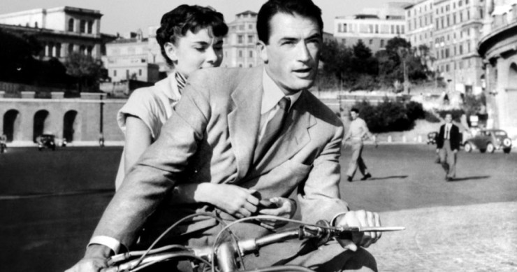 En ciudad, mejor con moto: un ahorro de 250 horas y unos 400 euros al año