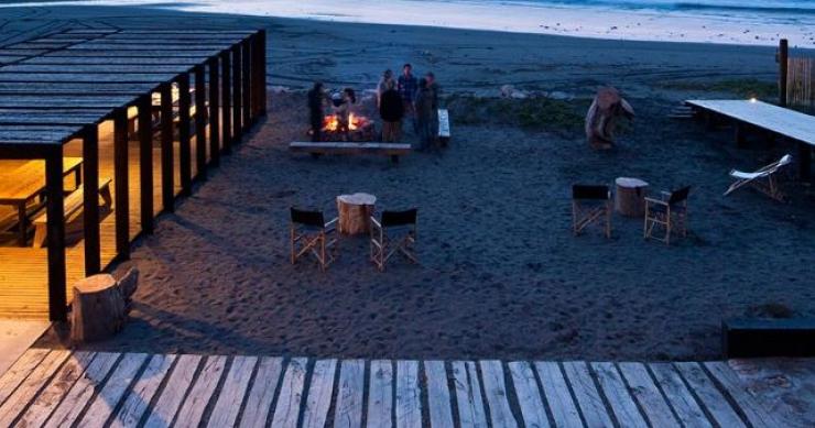 Hoteles con encanto: un rincón para los fanáticos del surf en Chile