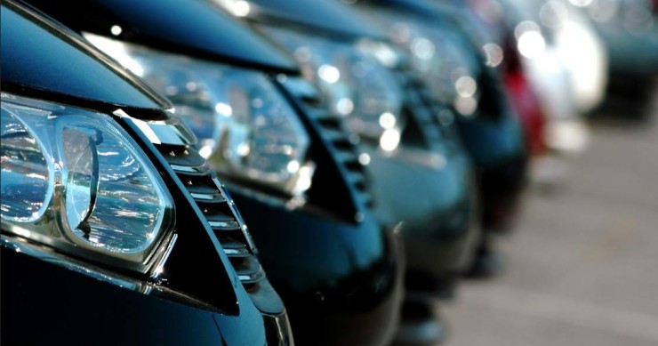 ¿Quieres comprar un coche? Estos son los cuatro criterios que te ayudarán a ahorrar dinero