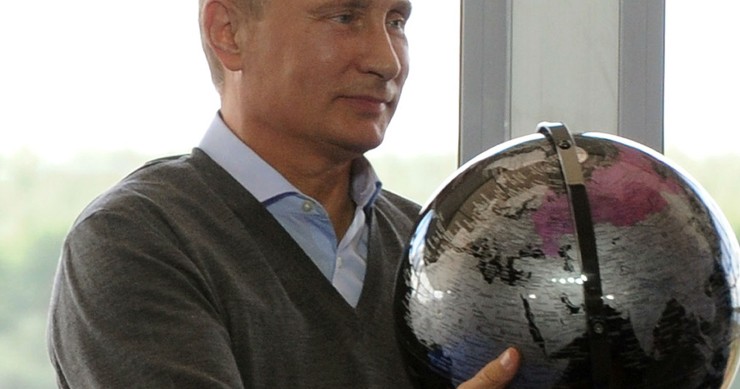 ¿Hay una oculta conspiración contra Rusia para estrangularla con los precios del petróleo?