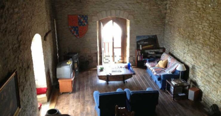 Una torre medieval en Navarra reconvertida en vivienda (fotos)