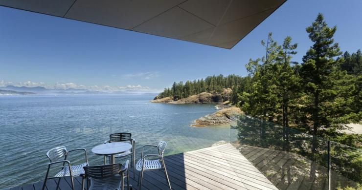 Casas de ensueño: una villa diseñada entre el suelo y el mar en una isla remota (Canadá)