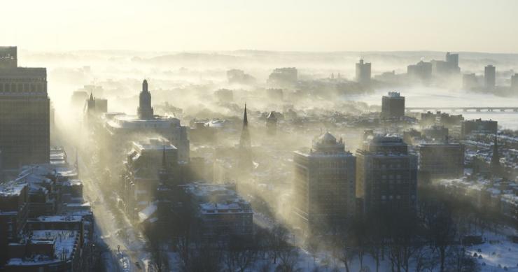 Boston, una ciudad enterrada por la nieve (fotos)