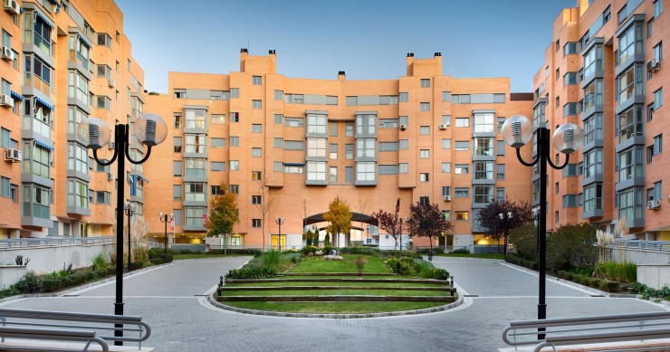 Hispania compra un edificio de 284 viviendas en alquiler en Madrid por 61 millones (fotos)