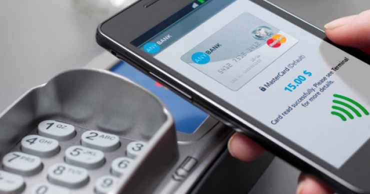 ¿Cuánto hace que no vas a tu banco? Uno de cada tres españoles usa banca online y lleva seis meses sin pisar una sucursal