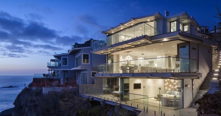 10 casas transparentes en las que no puedes (o no quieres) esconder nada