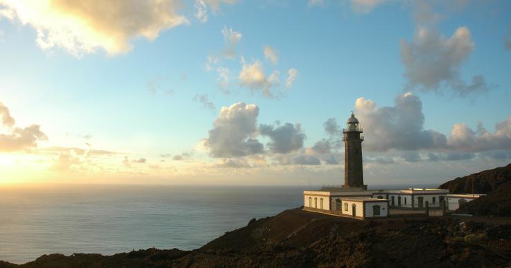 Faro de Orchilla, la última construcción antes de llegar a América