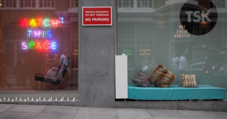 La original propuesta para acabar con los ‘pinchos anti-indigente' en los edificios de Londres