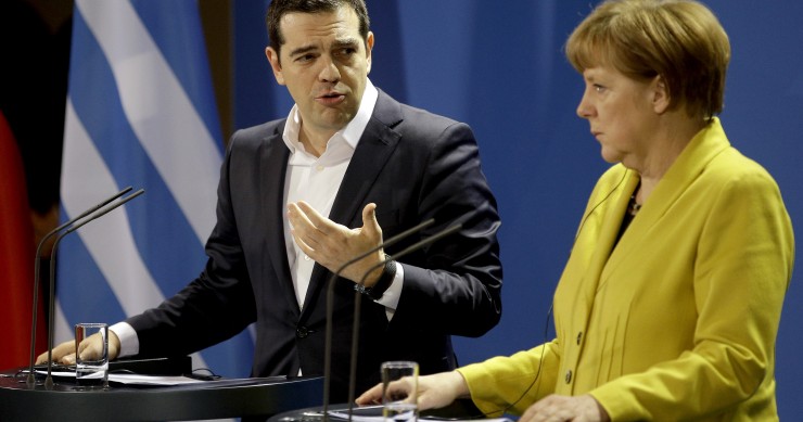 El primer ministro griego, Alexis Tsipras; y la canciller alemana, Angela Merkel
