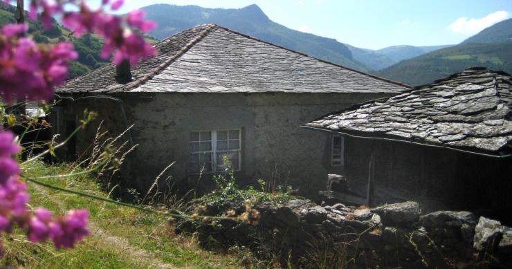 Se venden pueblos abandonados en España