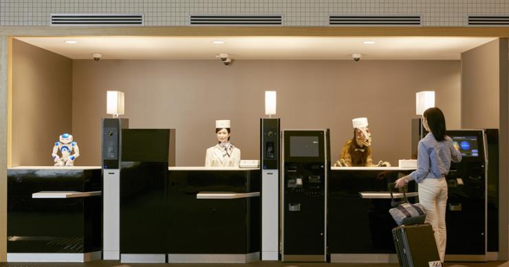 Hoteles con encanto: el primer hotel del mundo dirigido sólo… por robots