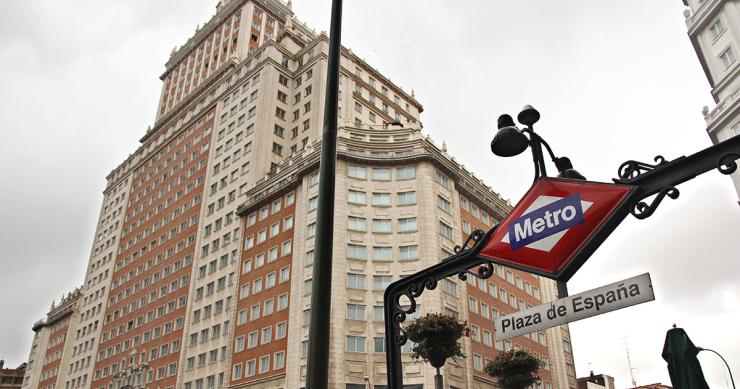 Carmena confirma que se reunirá con los representantes de Wanda por el futuro del Edificio España