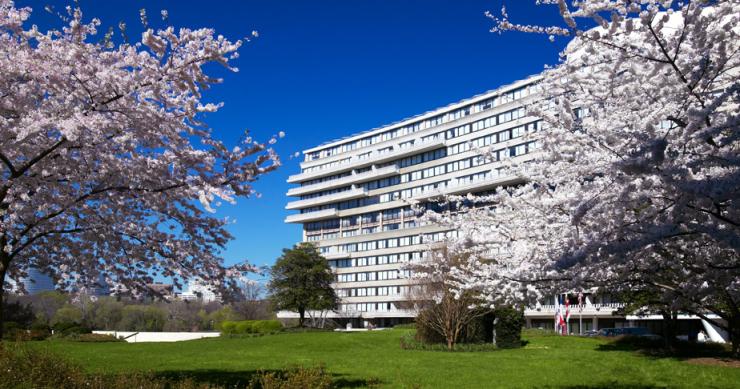 El Hotel Watergate vuelve a abrir sus puertas: dormir en un pedacito de historia desde 225 euros