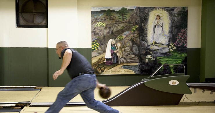 El secreto mejor guardado de las iglesias de EEUU: boleras escondidas en el sótano