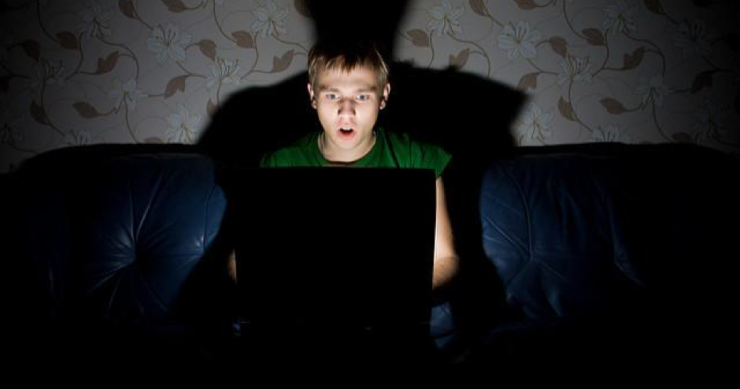 ¿Compartes piso? Cómo descubrir si tu compañero entra en tu ordenador sin que te enteres