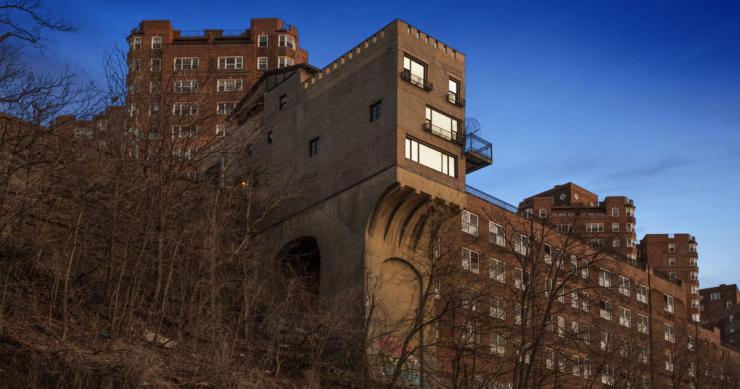 La ‘Casa Calabaza’, la mansión más rara de Nueva York, a la venta por 4,7 millones de euros