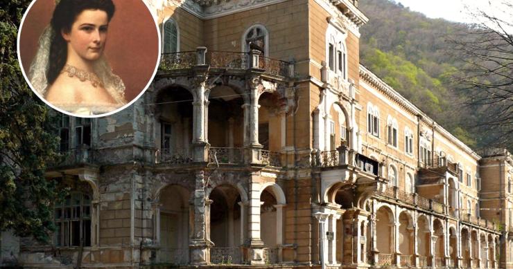 El palacio (en ruinas) de Sissi Emperatriz, a la venta por 1,2 millones de euros