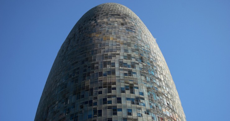 Merlin Properties compra la Torre Agbar por 142 millones de euros