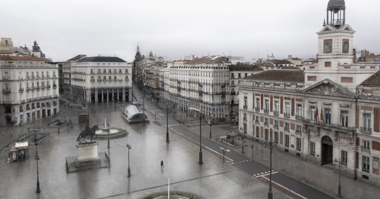Madrid como nunca la habías visto: espectaculares fotos de la Puerta del Sol o la Gran Vía desiertas