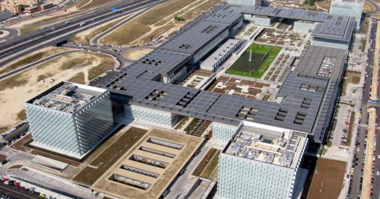 Telefónica busca inquilino para uno de los edificios que componen su sede en Madrid