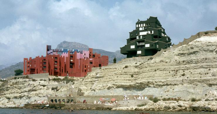 La urbanización que pudo (y debió) cambiar cómo son los apartamentos de vacaciones