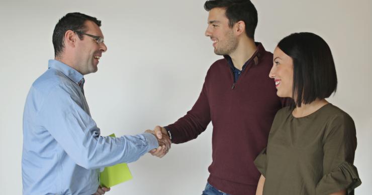 Cláusulas a tener en cuenta cuando firmas un contrato de alquiler (como propietario o inquilino)