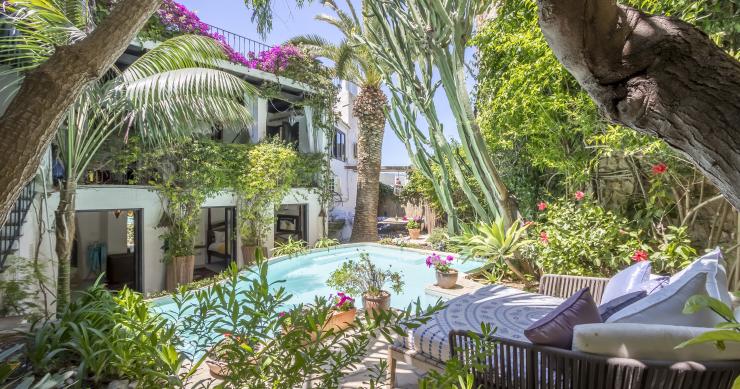 El encanto de Ibiza: españoles y franceses disparan la demanda de casas en lo que va de año