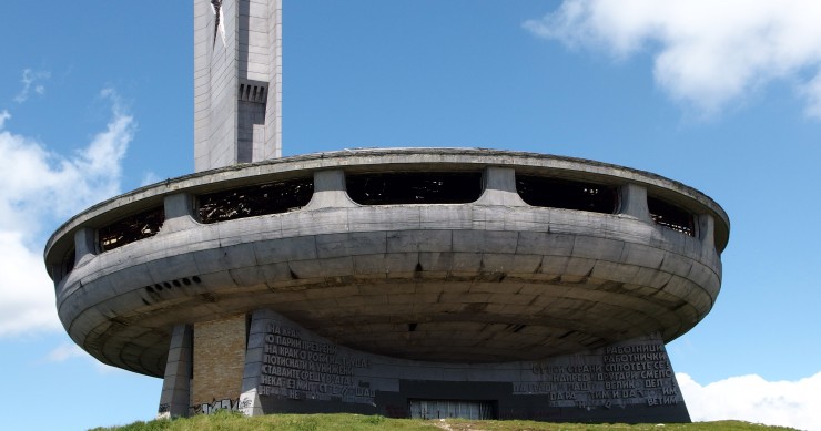 Moles arquitectónicas abandonadas por el mundo