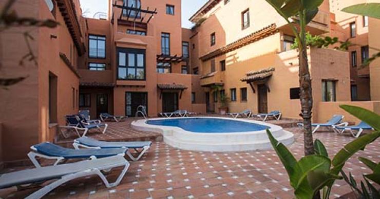 Sareb lanza una campaña de venta de hoteles, oficinas y locales